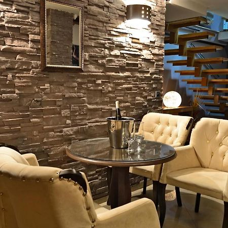Domus Aparthotel Skopje Exteriör bild