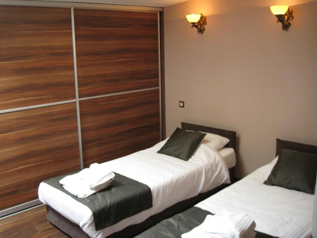 Domus Aparthotel Skopje Exteriör bild